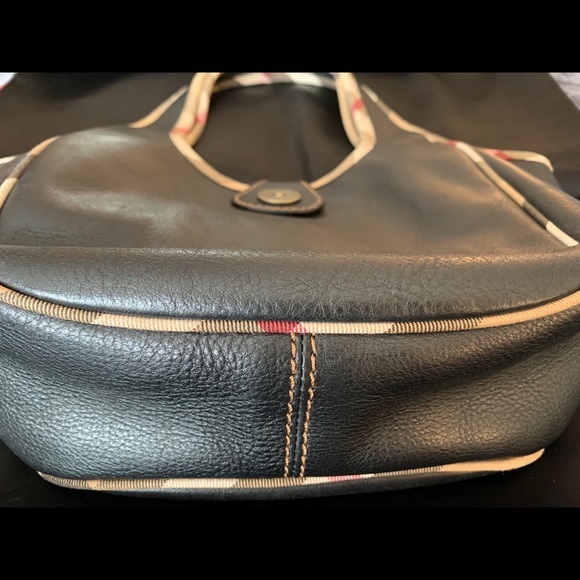 Vintage Burberry leather bag - Picture 7 of 13